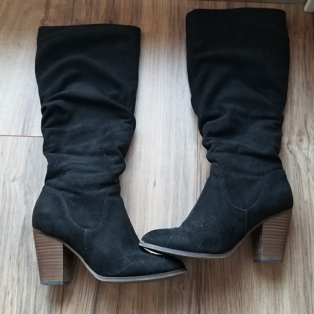 High Knee Black Heeled Boot